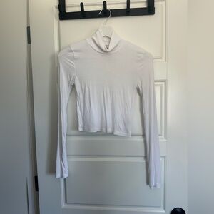 Wilfred White Ribbed Crop Turtleneck Top